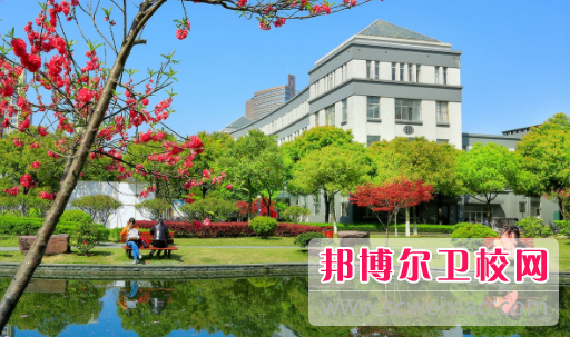 浙江中醫(yī)藥大學濱江學院3